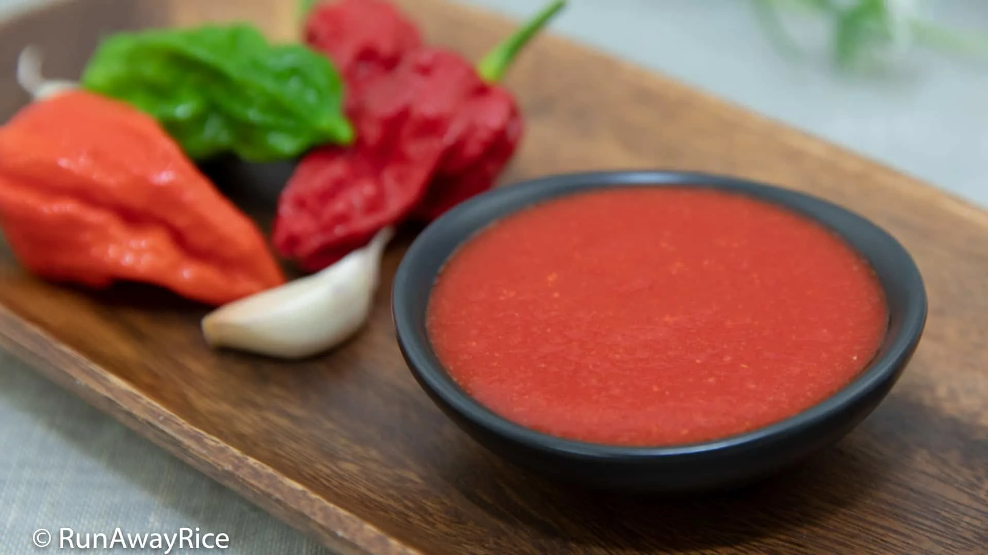Hot Chili Sauce Hot Chili Sauce