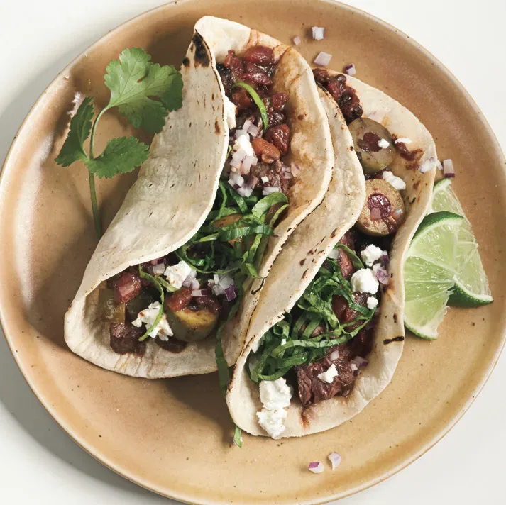 Coffee & Pepper Crusted Sirloin on Flour Tortillas Coffee & Pepper Crusted Sirloin on Flour Tortillas