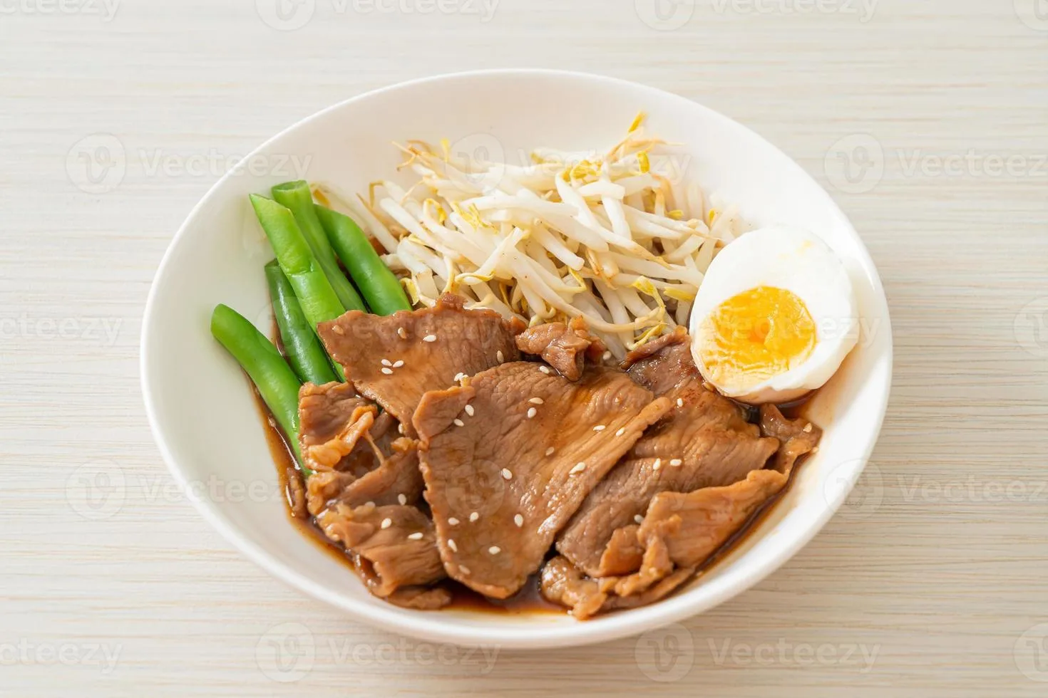 Roast Pork with Bean Sprouts