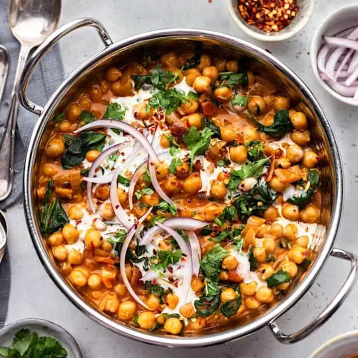Chickpea & Spinach Curry (Vegan) Chickpea & Spinach Curry (Vegan)