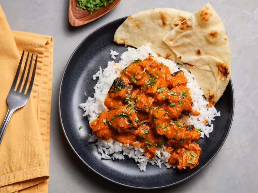 Chicken Tikka Masala and Basmati Rice with Naan and Mixed Veggies Chicken Tikka Masala and Basmati Rice with Naan and Mixed Veggies