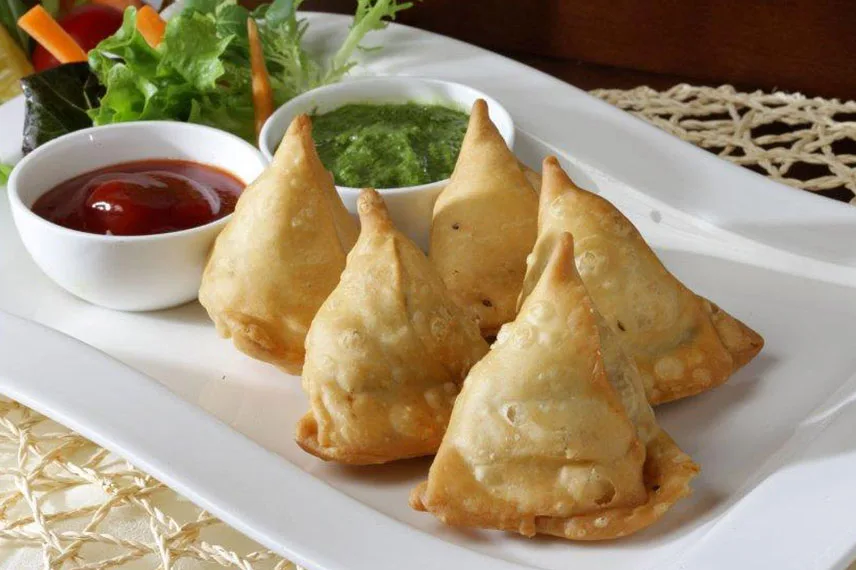 Cocktail Samosa