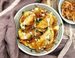 Jalapeño Pierogi Lunchbox with Caramelized Onions and Sour Cream & Chives Dip Jalapeño Pierogi Lunchbox with Caramelized Onions and Sour Cream & Chives Dip