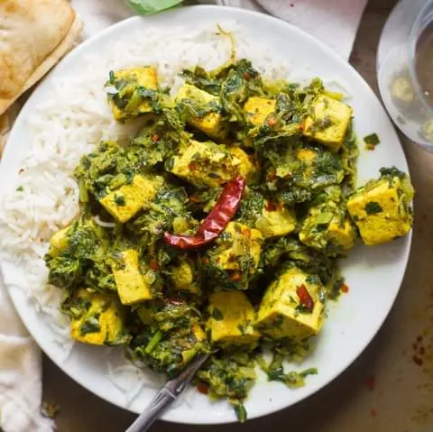 Tofu & Spinach Curry (Vegetarian) with Basmati Rice & Cauliflower Potato Curry Tofu & Spinach Curry (Vegetarian) with Basmati Rice & Cauliflower Potato Curry