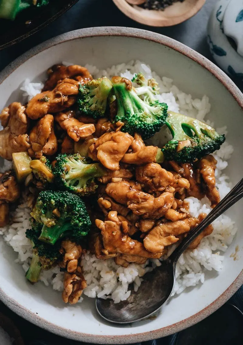 Chicken Broccoli with White Rice & Sauteed String Beans