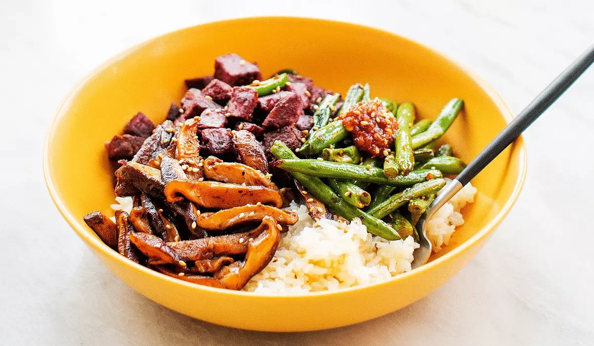 Five Spice Pork with White Rice & Sauteed String Beans