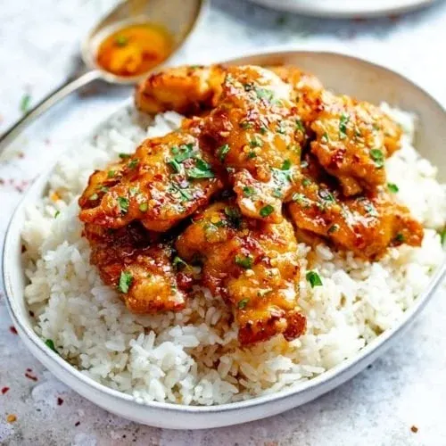 Ginger Garlic Chicken with White Rice & Sauteed String Beans