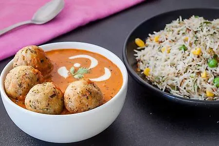 Malai Kofta, Pulav Rice, Butter Naan & Cocktail Samosa [16oz]