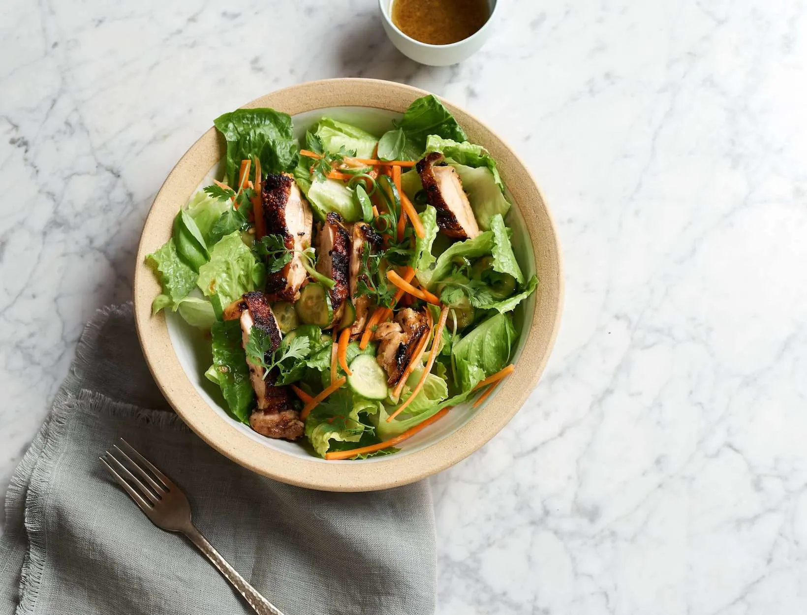 Soy-Free Lemongrass Chicken Salad Bowl Soy-Free Lemongrass Chicken Salad Bowl