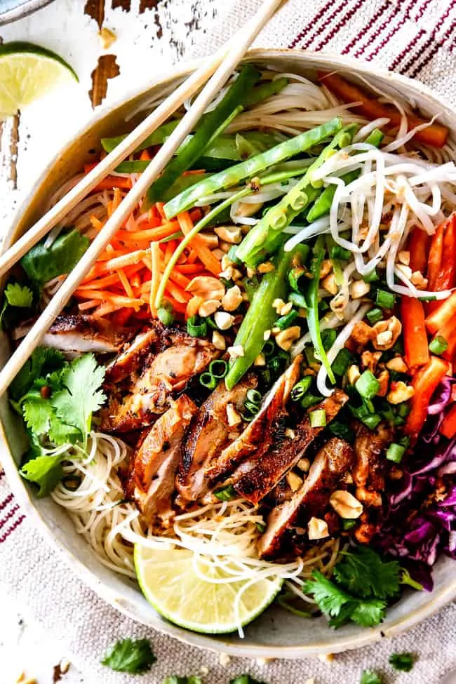 Lemongrass Chicken and Soy Ginger served with Cold Vermicelli Noodles Box