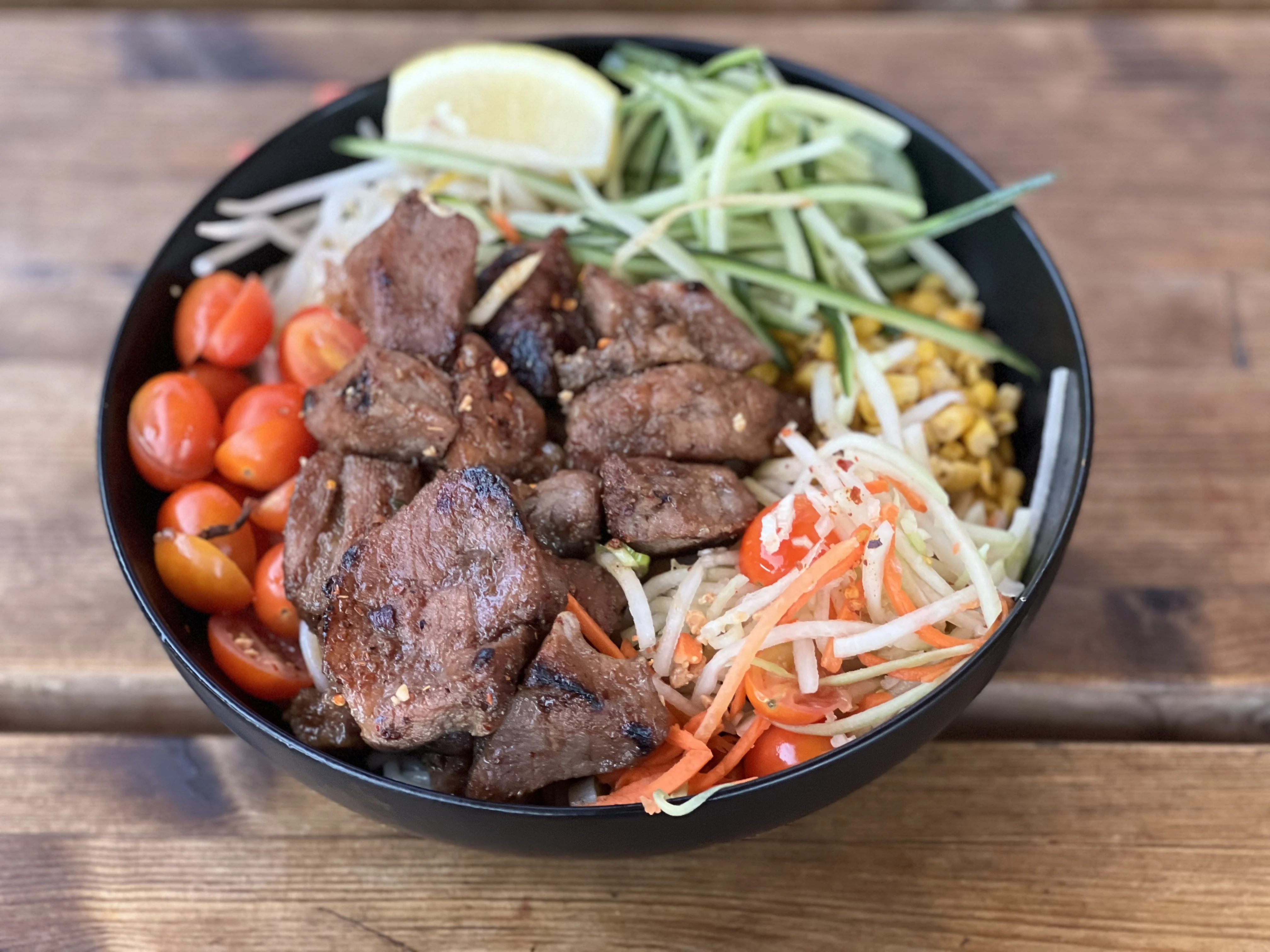 Grilled Beef and Soy Ginger over Spring Mix Box