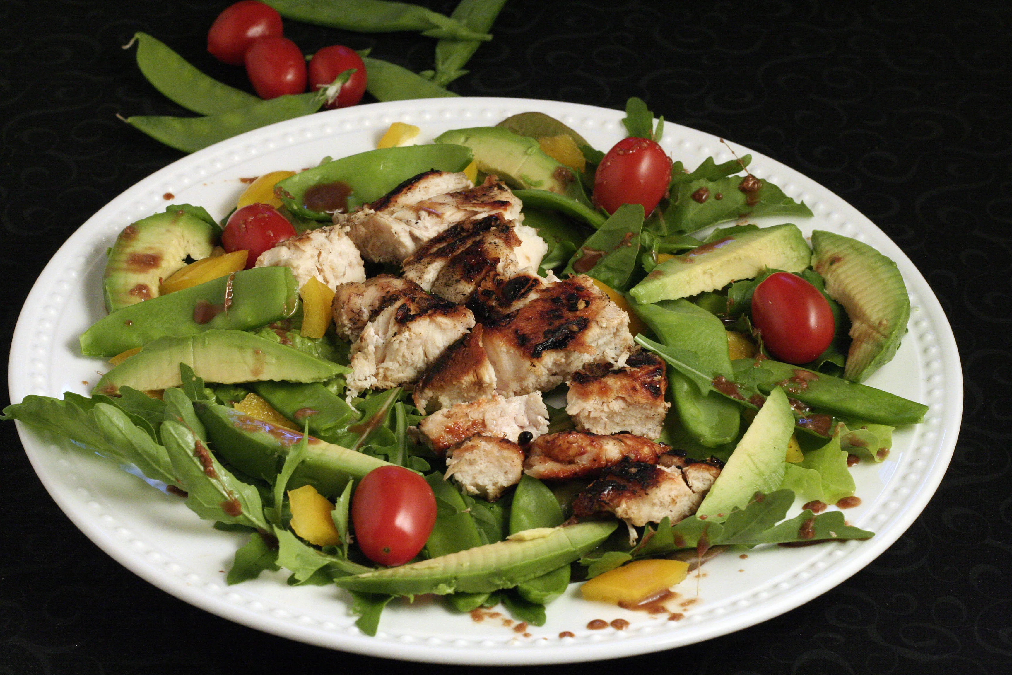 Allergen-Free Grilled Chicken with Mixed Greens Box