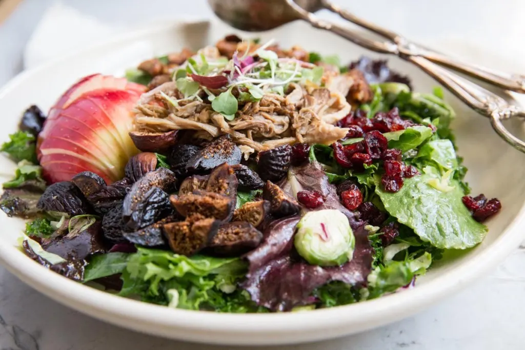 Pulled Pork Middle Earth Salad