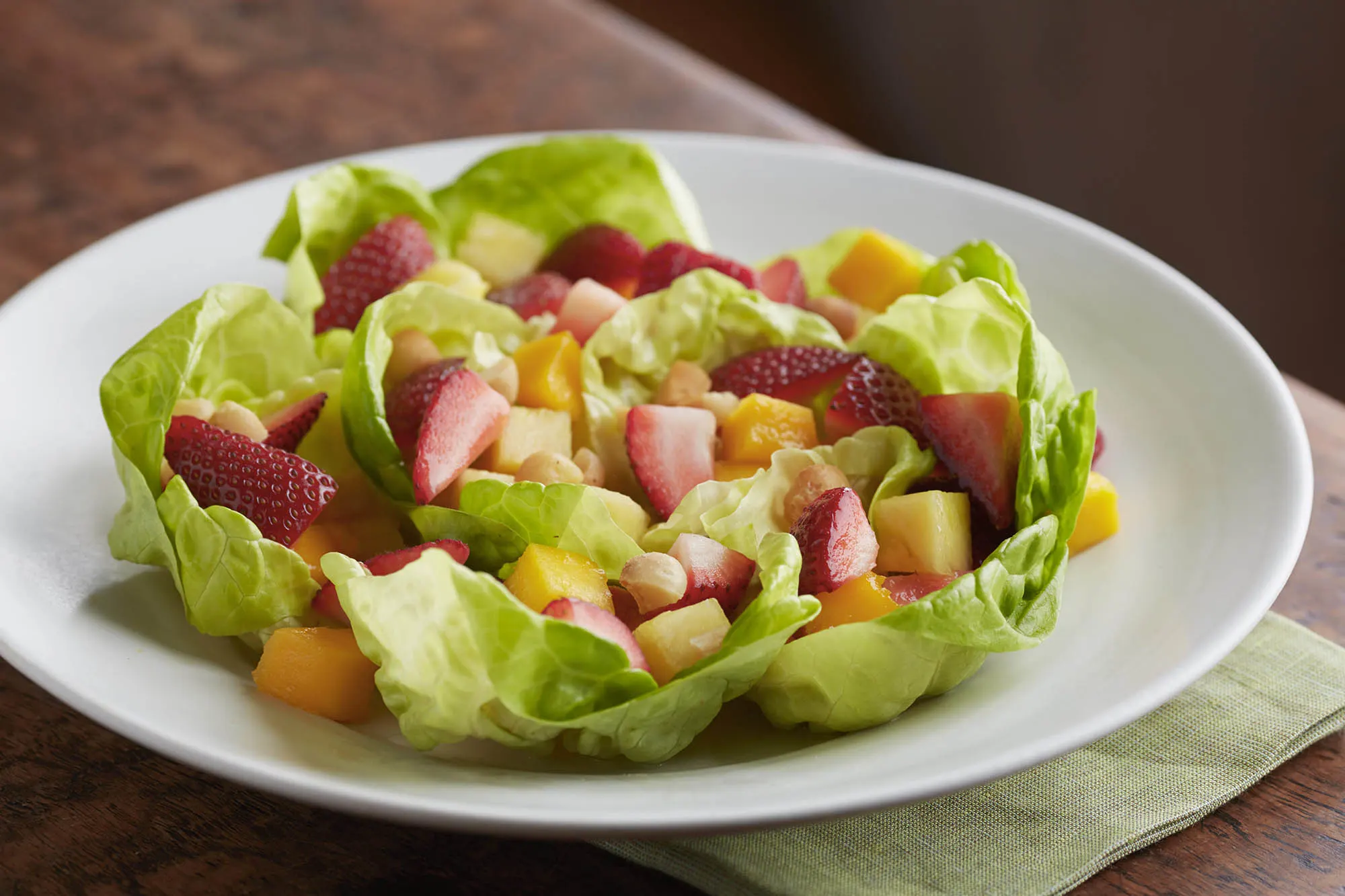 Tropical Mixed Greens Salad Tropical Mixed Greens Salad