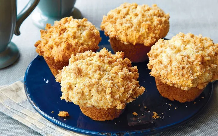 Apple Crumb Muffins with Cinnamon Butter