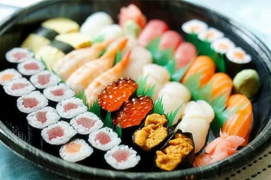 Maki Rolls Maki Rolls