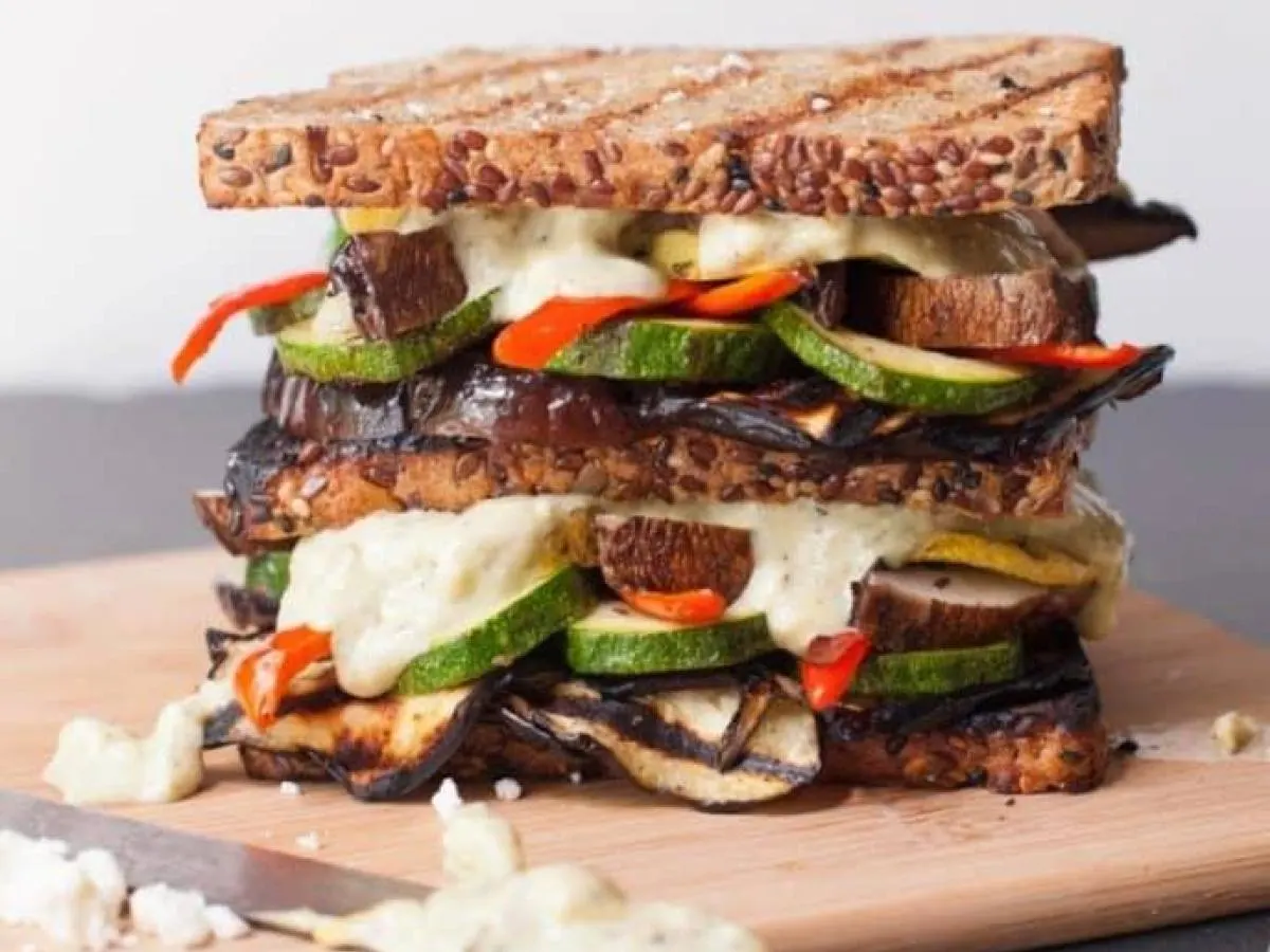 Gluten Free Grilled Veggie Sandwich with Side Salad Gluten Free Grilled Veggie Sandwich with Side Salad