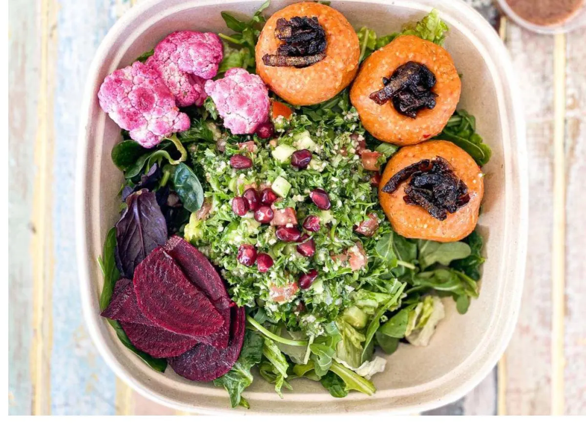 Red Lentil Balls Salad Red Lentil Balls Salad