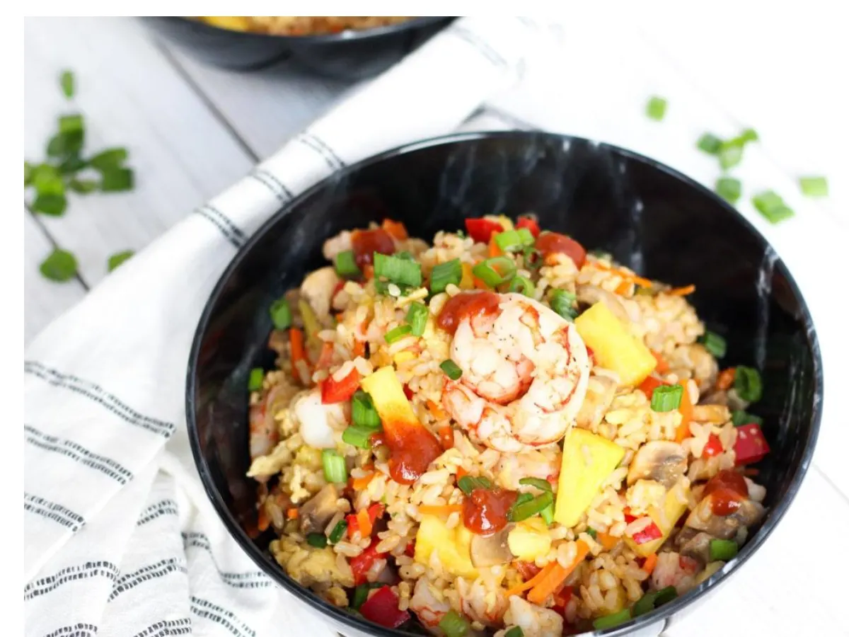 Pineapple Fried Rice with Shrimp Pineapple Fried Rice with Shrimp