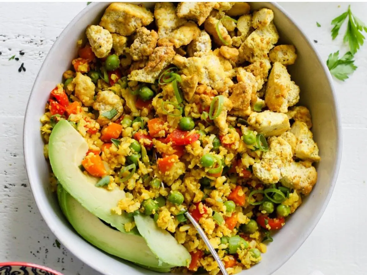 Light Carb Tofu Fajita Bowl with Cauliflower Rice and Mixed Roasted Vegetables Light Carb Tofu Fajita Bowl with Cauliflower Rice and Mixed Roasted Vegetables