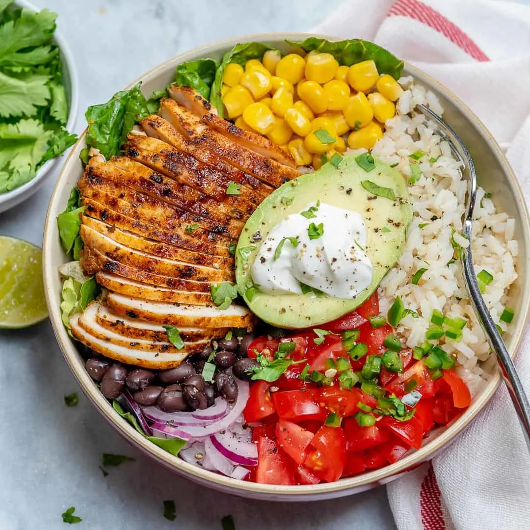 Chicken Bowl with Mexican Side Salad Chicken Bowl with Mexican Side Salad