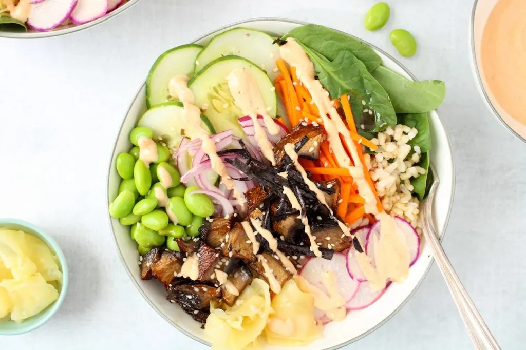 Portobello Guacamole Greens Salad Portobello Guacamole Greens Salad