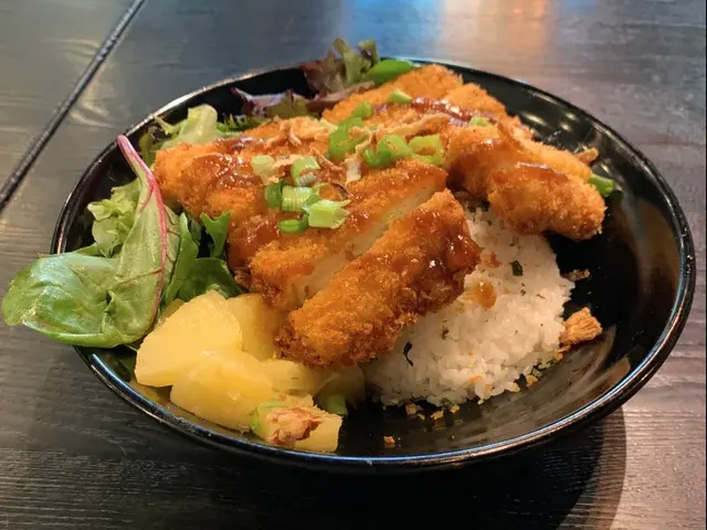 Vegan Crispy Tofu Bowl (White Rice) Vegan Crispy Tofu Bowl (White Rice)