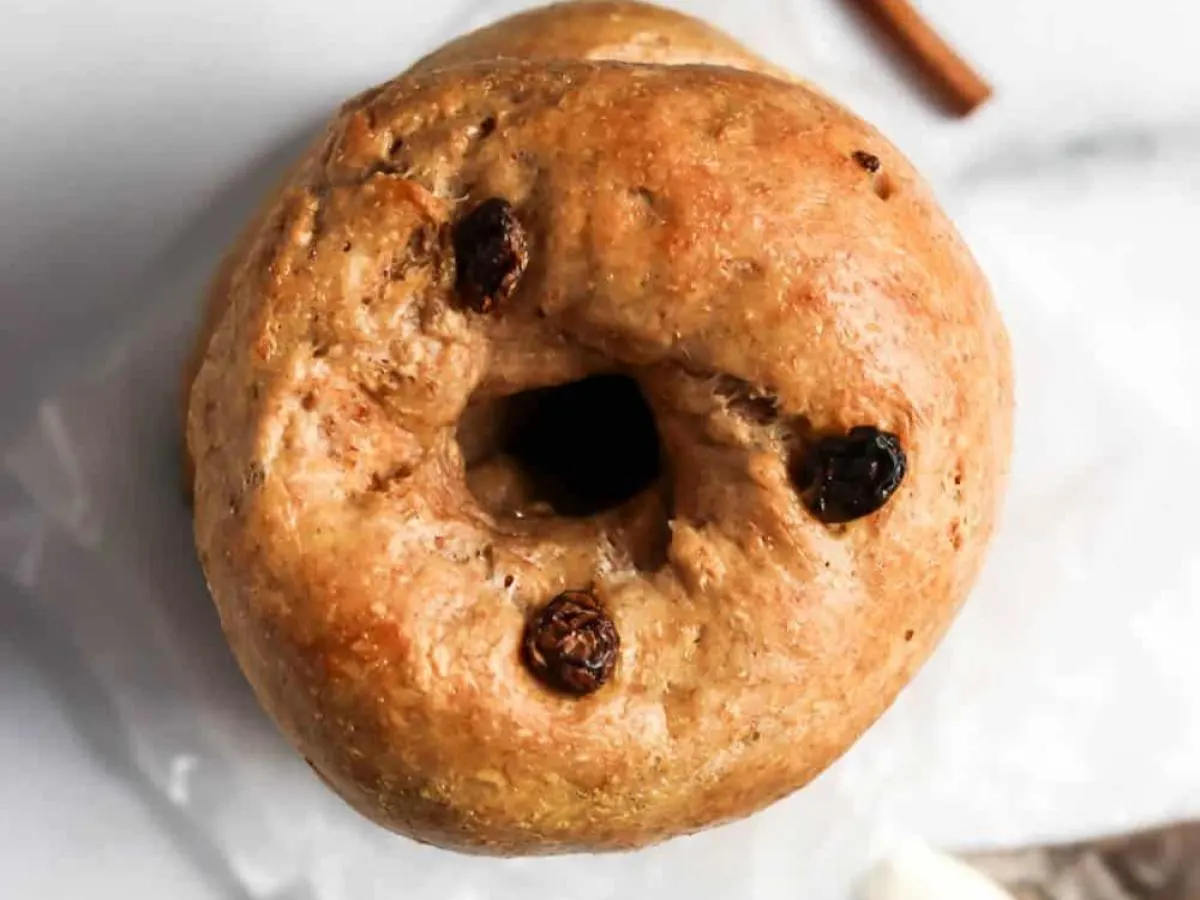 Cinnamon Raisin Bagel Cinnamon Raisin Bagel