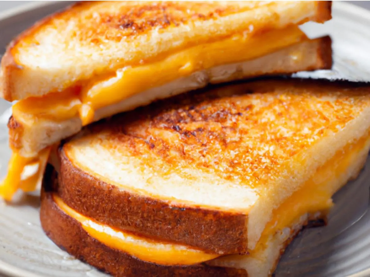 Grilled American Cheese Sandwich on White Bread Grilled American Cheese Sandwich on White Bread