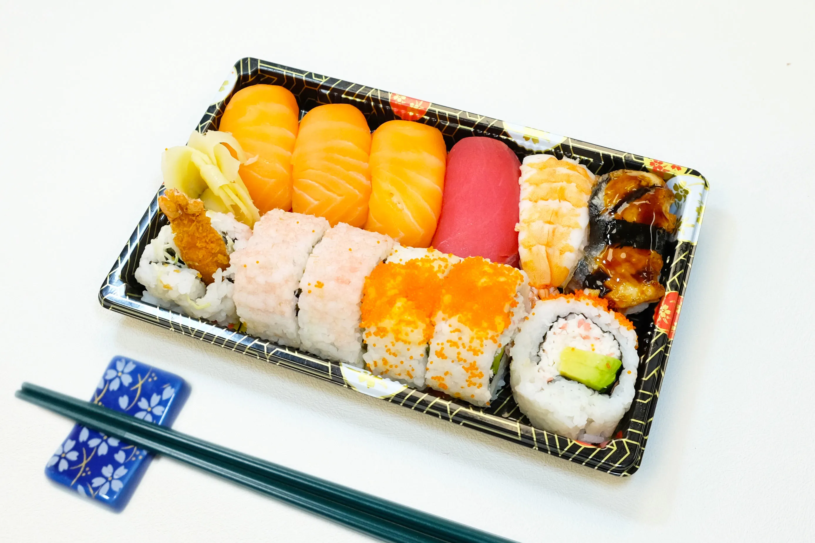 Deluxe Sushi Box Deluxe Sushi Box