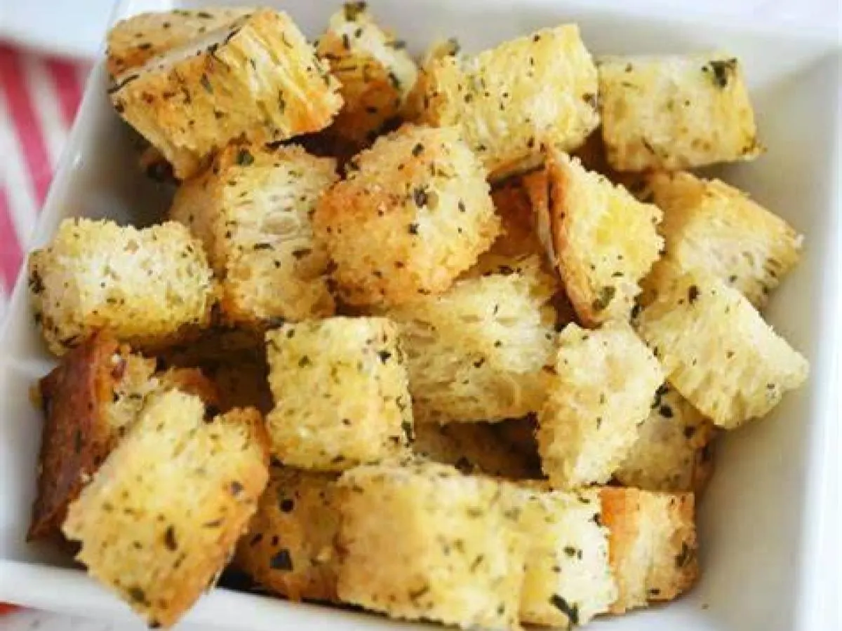 Seasoned Croutons Seasoned Croutons