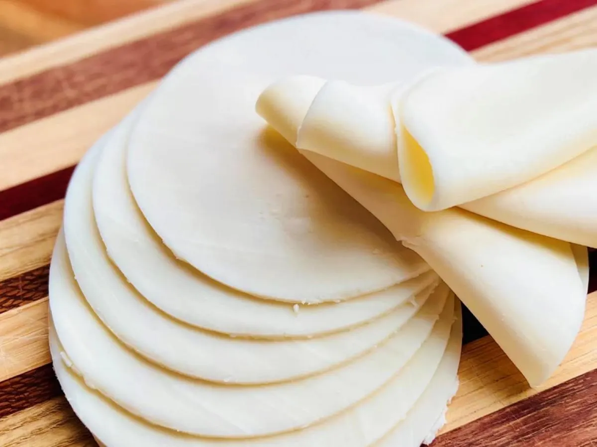 Provolone Provolone