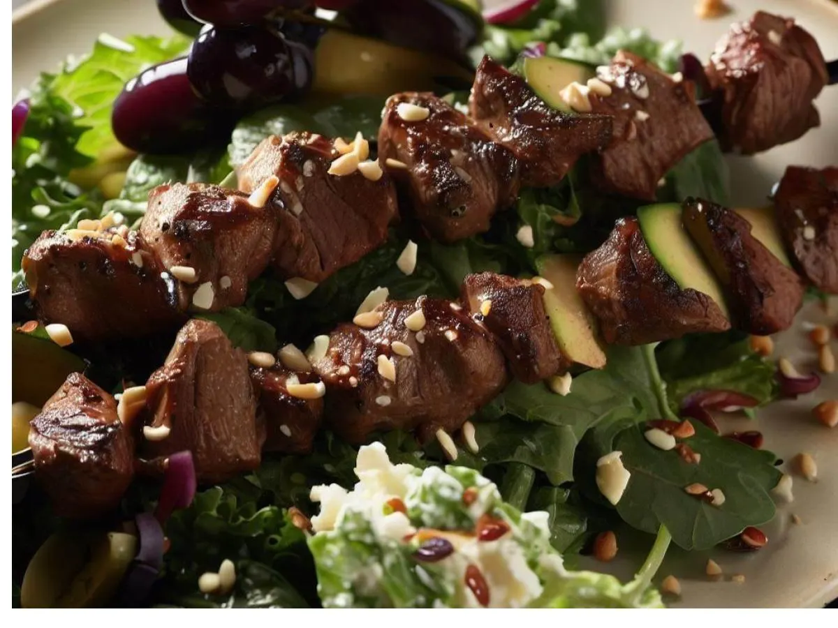 Entree Curly Kale Salad with Balsamic Vinaigrette and Beef Kabob