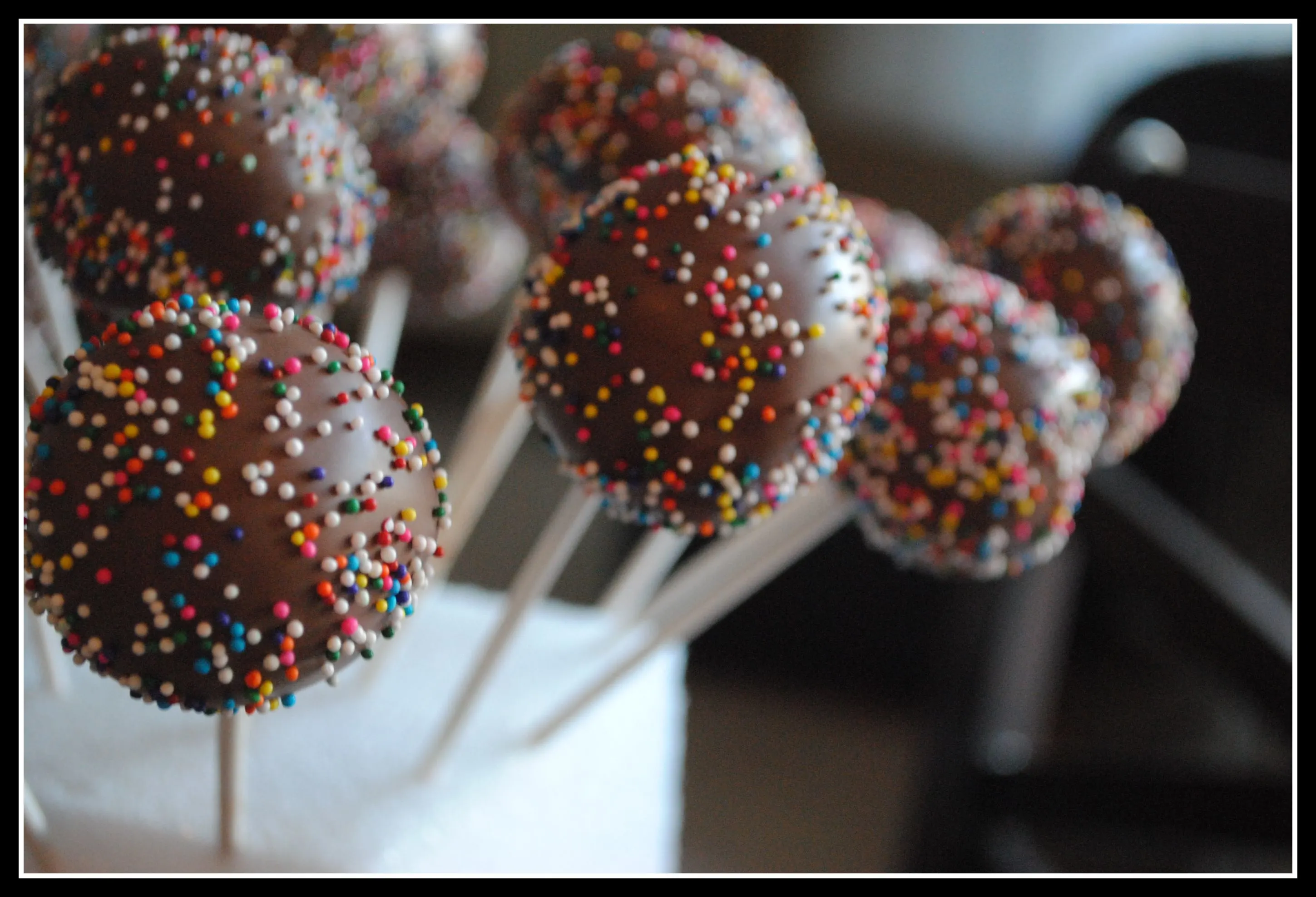 Chocolate Cake Pops Chocolate Cake Pops