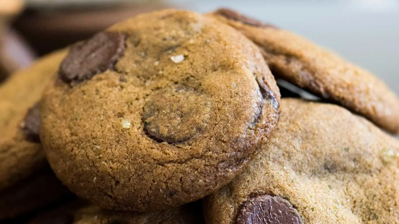 Merchant Roots’ Brown Butter Cookies: Chocolate Chip Merchant Roots’ Brown Butter Cookies: Chocolate Chip