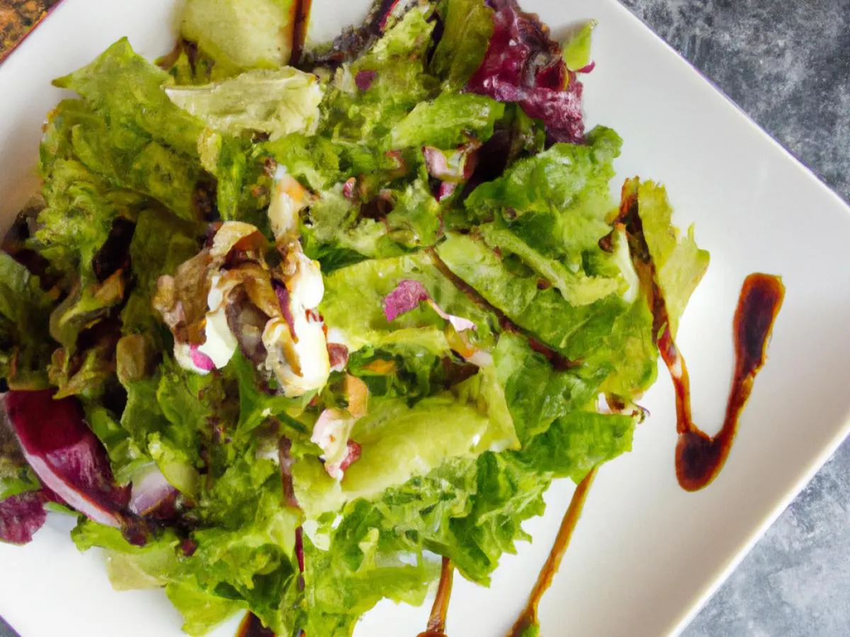 Mixed Greens Salad (Slot with Omelettes) Mixed Greens Salad (Slot with Omelettes)