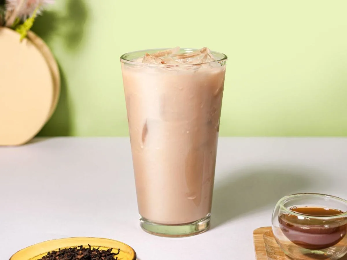 Medium Dairy-free Osmanthus Honey Black Tea Latte With Crystal Boba Medium Dairy-free Osmanthus Honey Black Tea Latte With Crystal Boba
