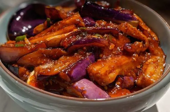 Eggplant with Spicy Garlic Sauce Eggplant with Spicy Garlic Sauce