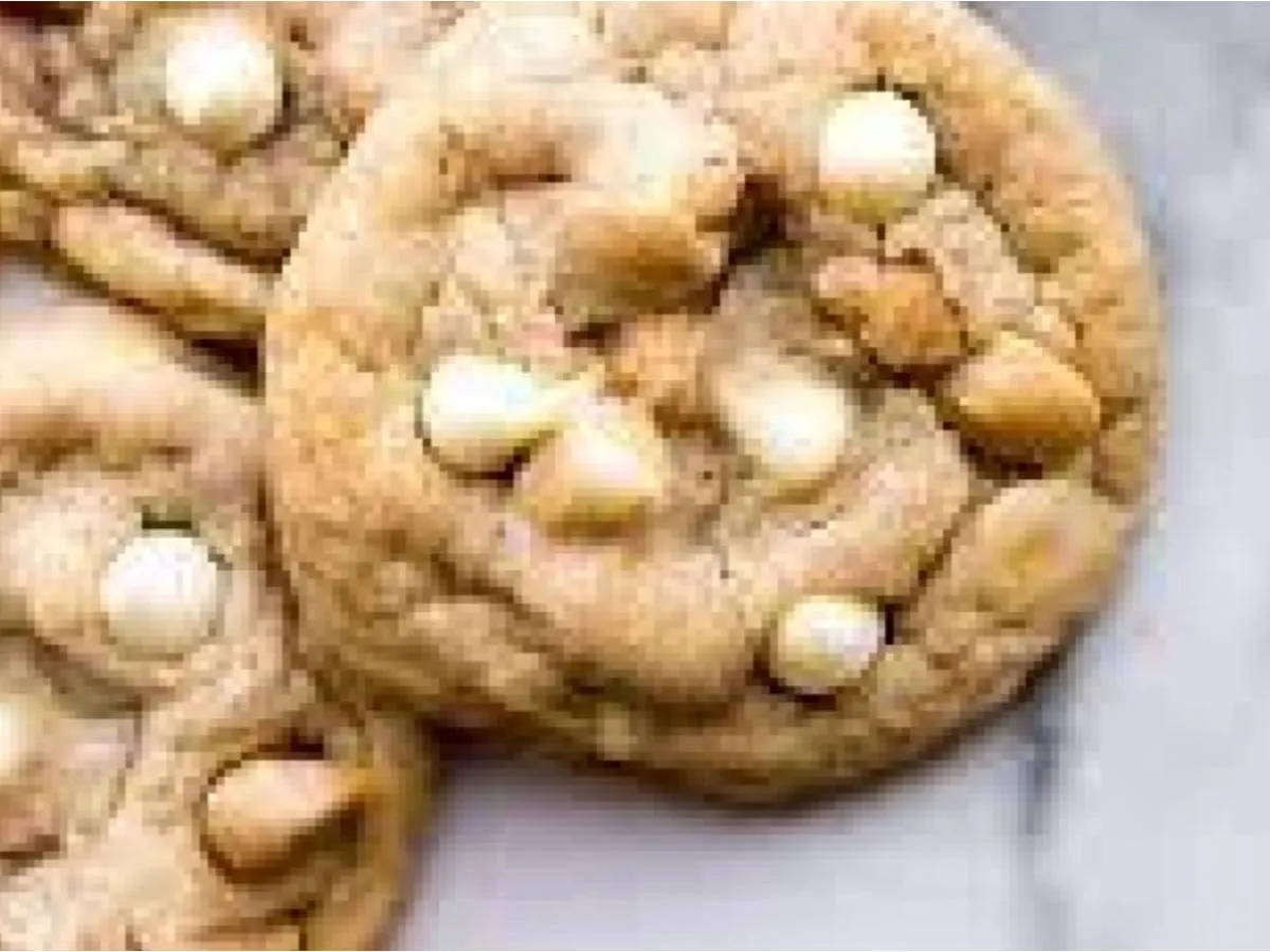 Vegan Mama Aunties Cookies White Chocolate Macadamia