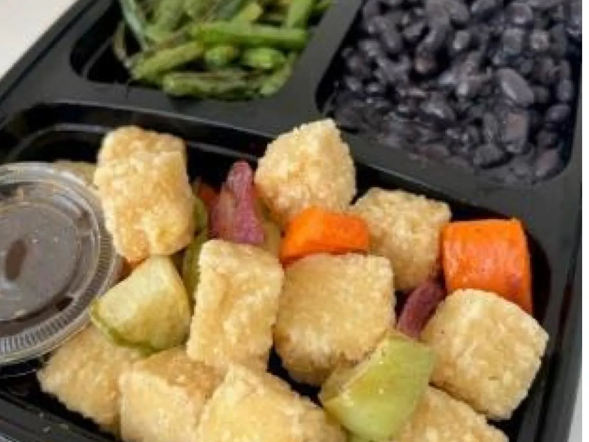 Crispy Tofu with Sweet Soy Roasted Chayote and Carrot Crispy Tofu with Sweet Soy Roasted Chayote and Carrot
