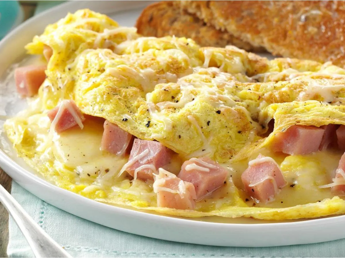 Turkey "Ham", Egg, and Cheese Omelette Turkey "Ham", Egg, and Cheese Omelette