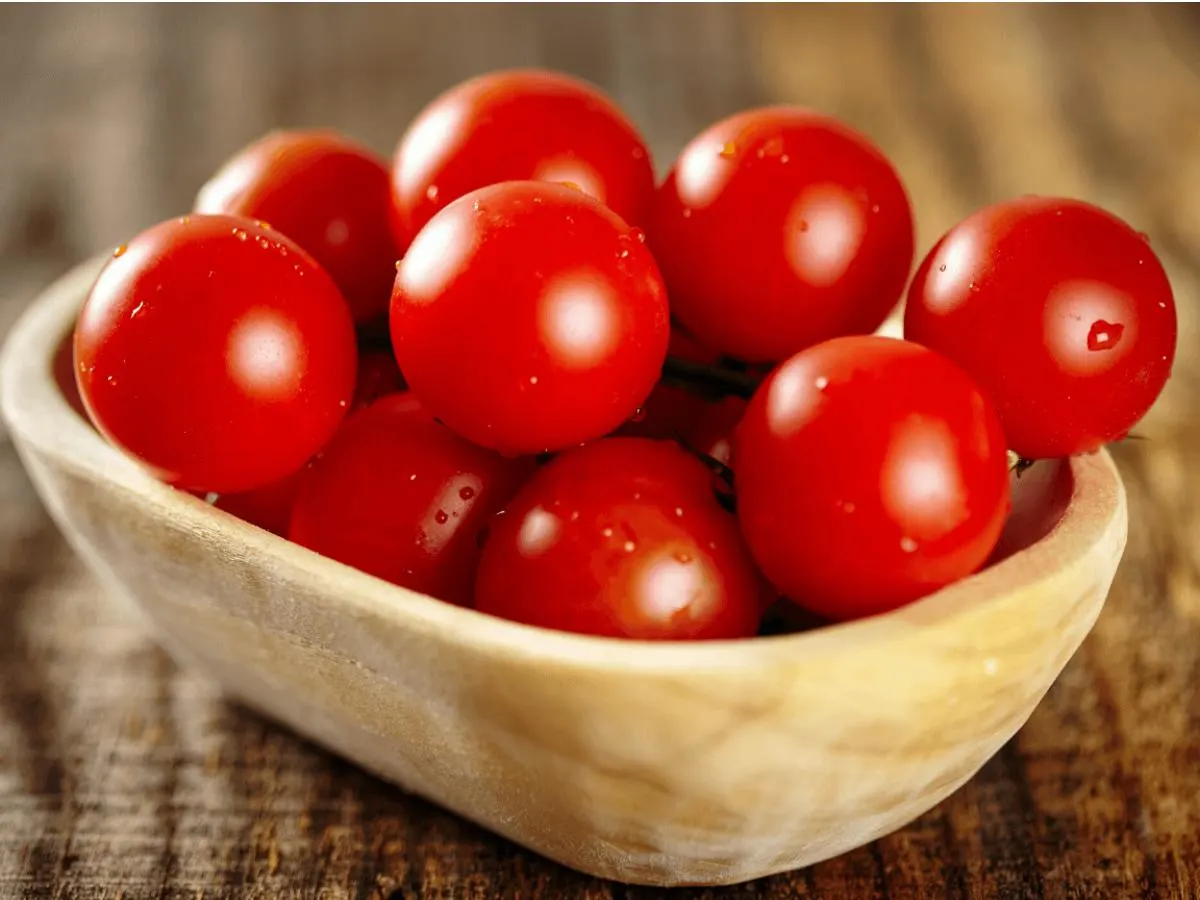Cherry Tomatoes Cherry Tomatoes