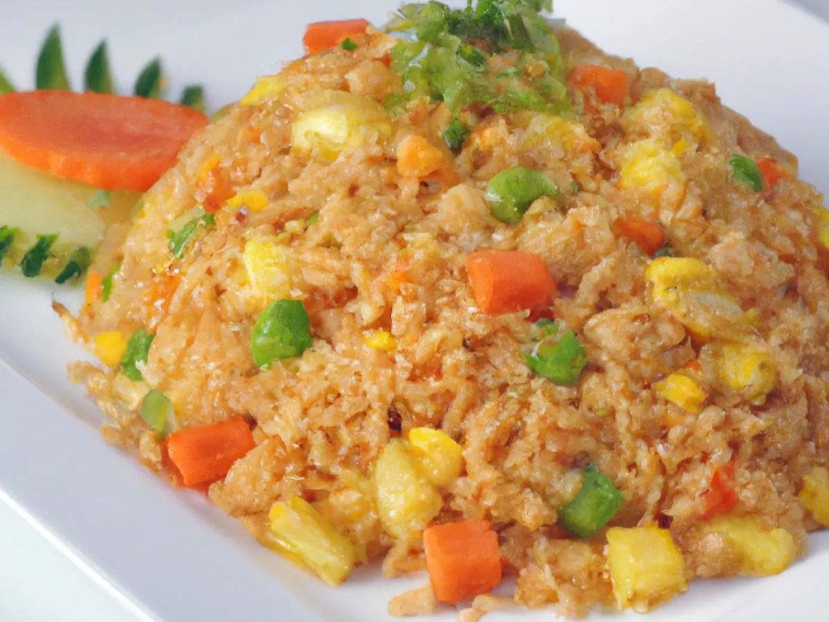 Small Pineapple Fried Rice with Mixed Vegetables Small Pineapple Fried Rice with Mixed Vegetables