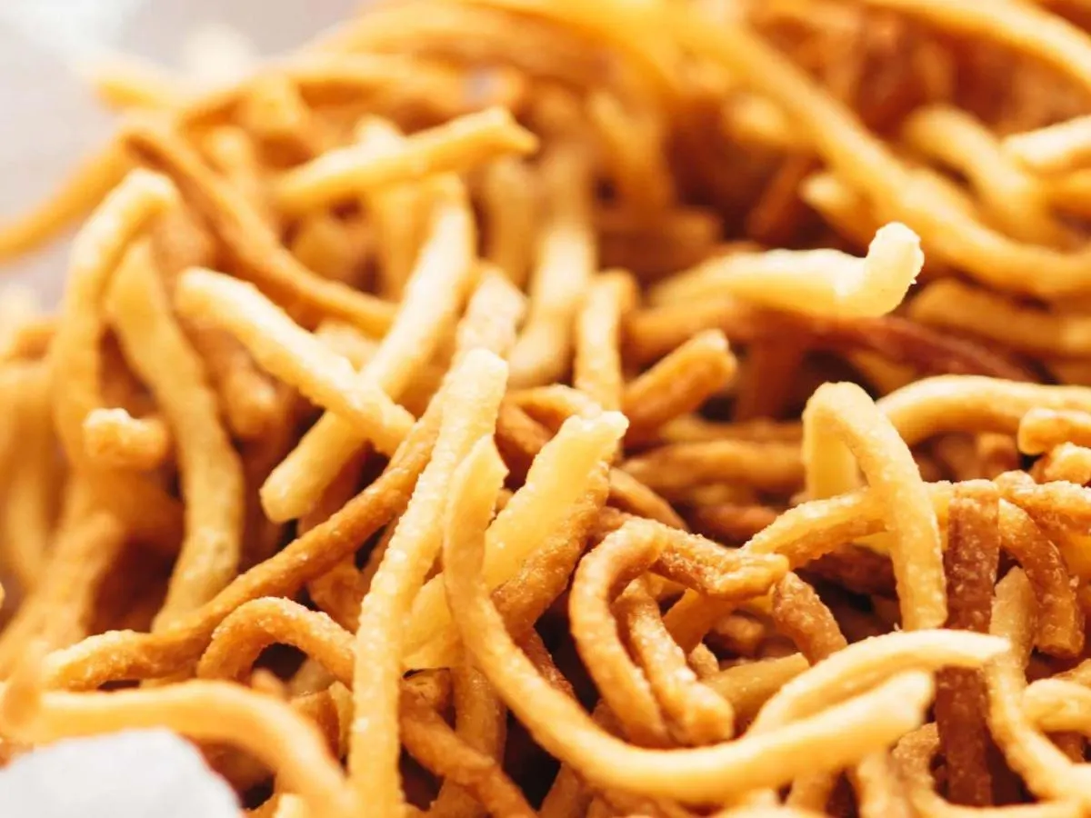 Crunchy Noodles Crunchy Noodles