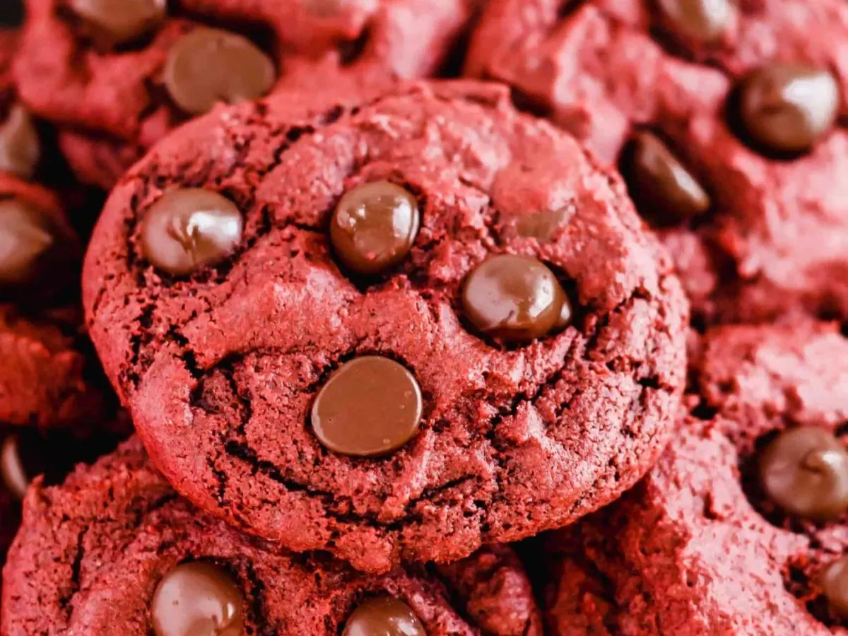 Red Velvet Chocolate Chip Cookies (Boxed)