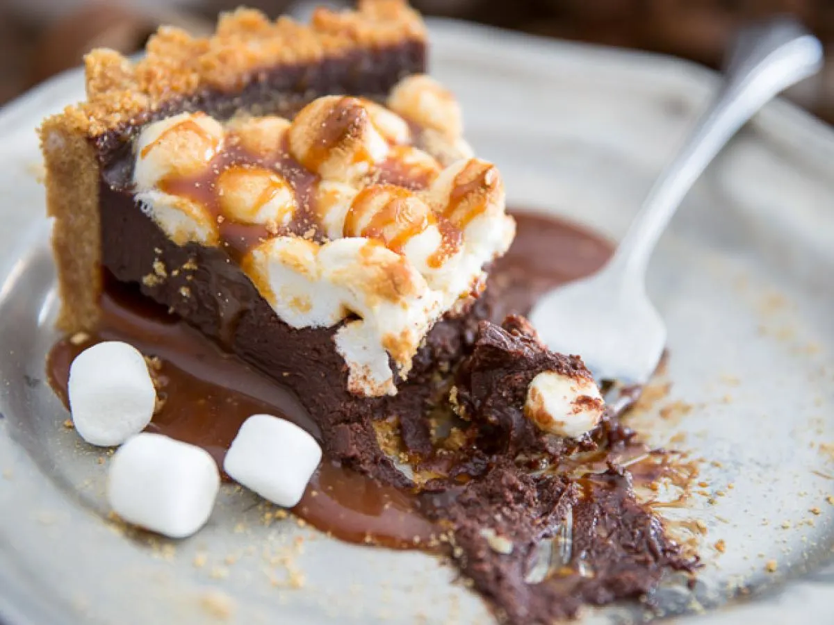 Smores Caramel Pie Smores Caramel Pie