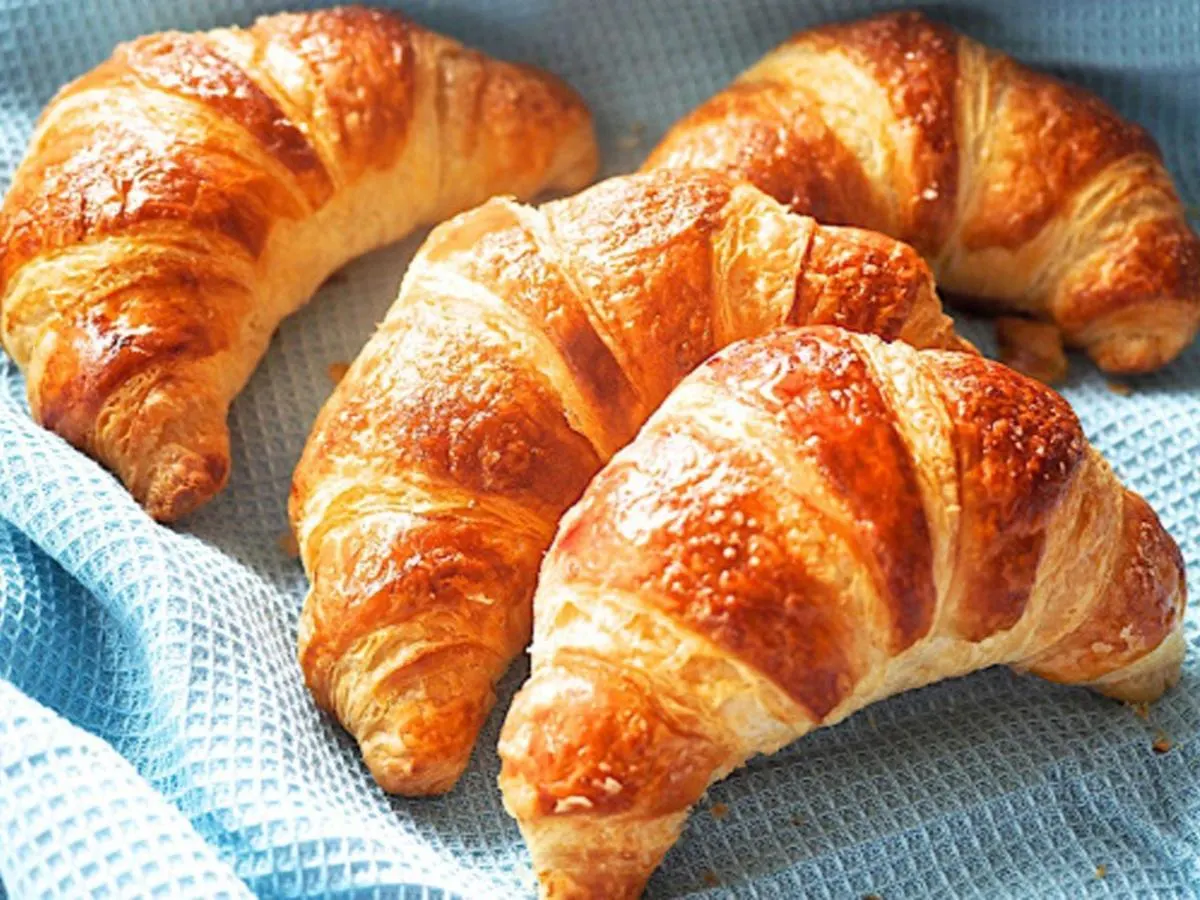 Croissants Croissants