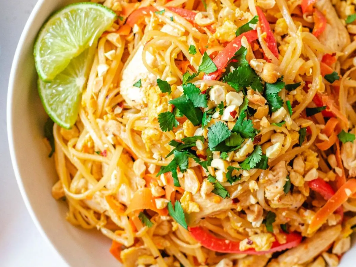 Pad Thai With Chicken Pad Thai With Chicken