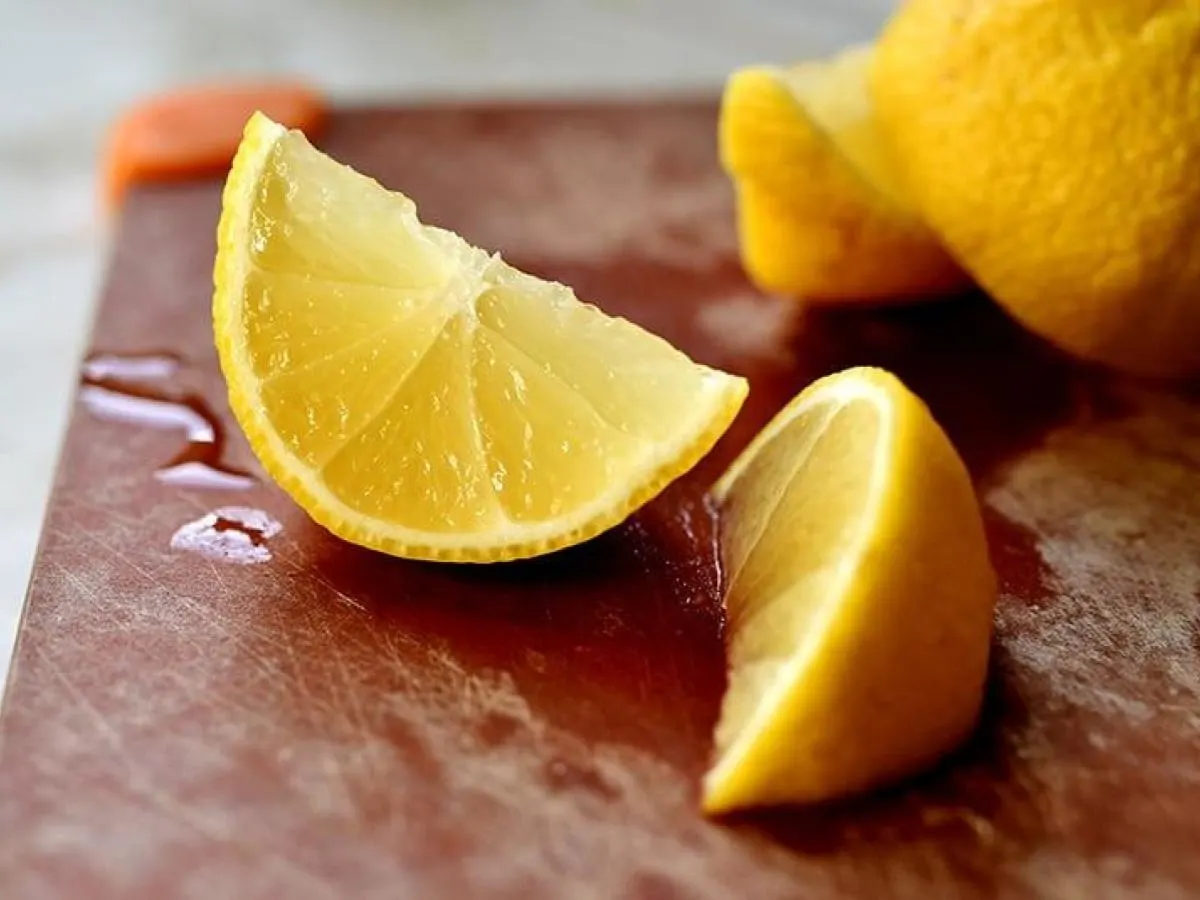 Lemon Wedges Lemon Wedges