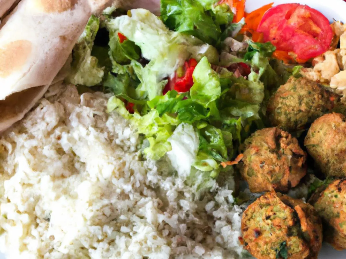 Small Combo Platter Chicken/Falafel